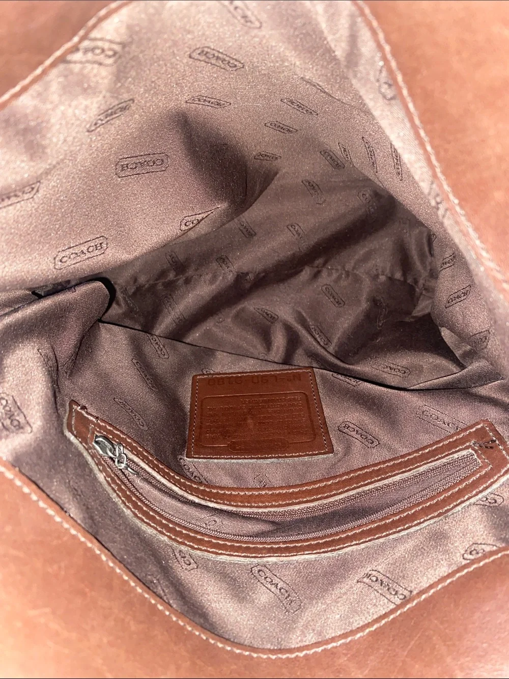 Coach 9180 USA Brown Leather Shoulder Bag with Front Slip Pocket
